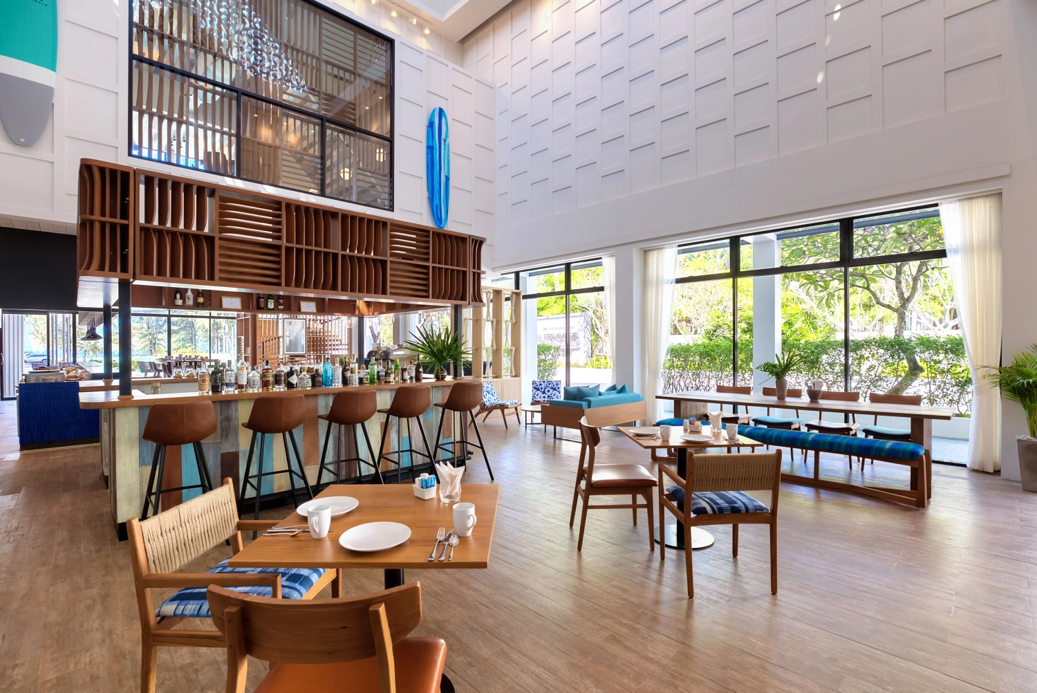 Nalu Bar & Grill